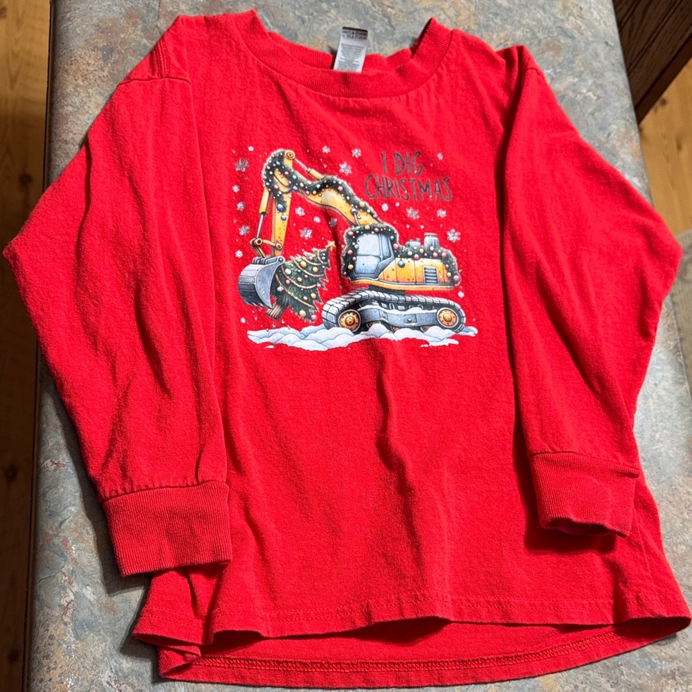 10/$10 Gilden Kids Red Christmas Excavator Long Sleeve Tee